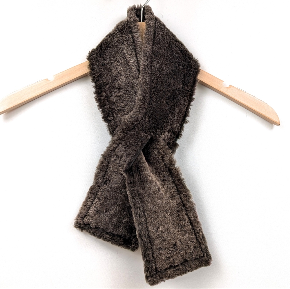 Daniele Meucci Wrap Scarf 100% Lamb Fur Pull Through Vintage Mob Wife Glam Retro